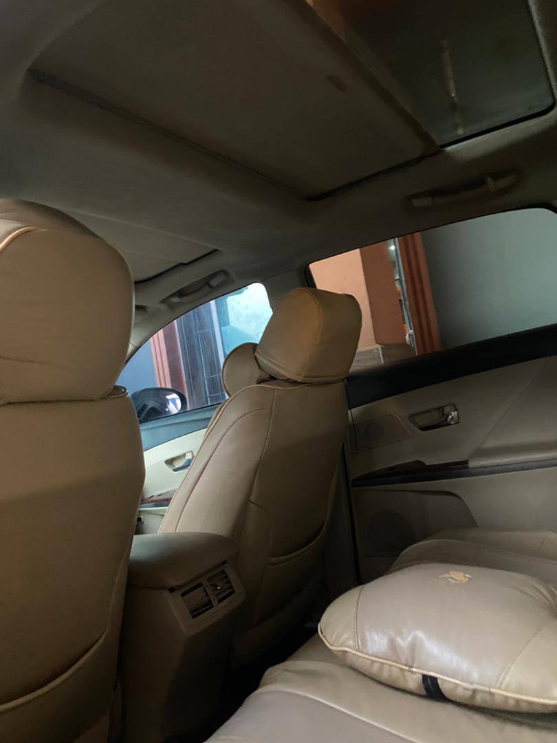 A picture of 2010 venza 4pluge engine