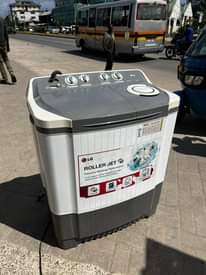 A picture of Lg washing machine kg 10 Inafua na kukamua IPO clean