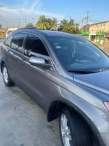 A picture of 2010 Honda CRV Super Clean in and out First body