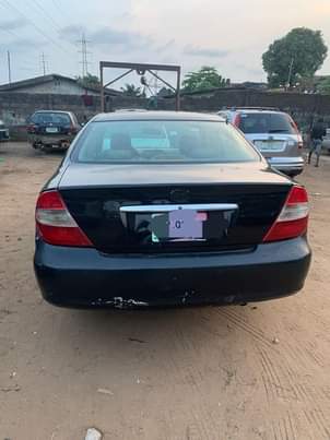 A picture of Toyota camry 2004 XLE