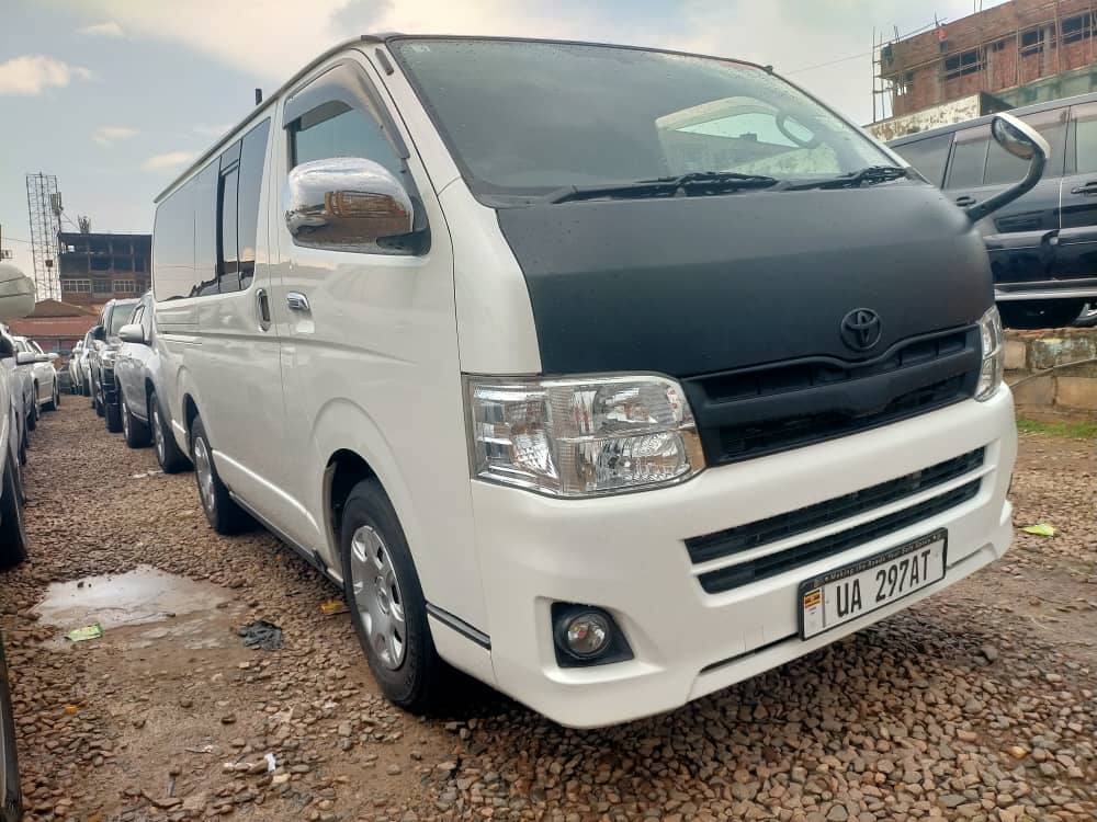 A picture of Toyota Hiace Drone 2kd 2015
