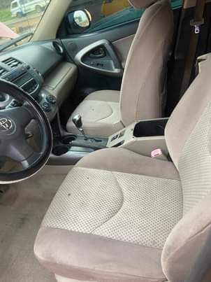 A picture of 2009 registered but not driven rav4