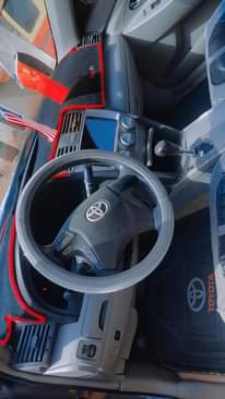 A picture of I very clean 2010 camry with 4 plug venza engine
