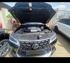 A picture of Toks Lexus LX570 supersport 2017