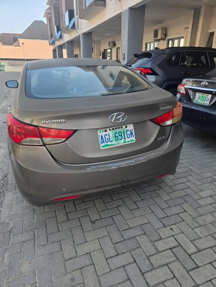 A picture of 2012 Hyundai Elantra