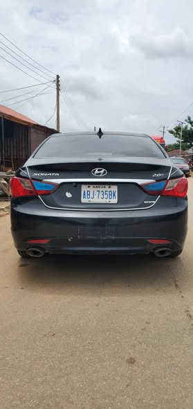 A picture of Hyundai sonata