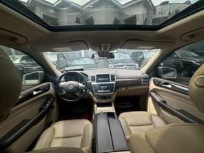 A picture of FOREIGN USE Vehicle Make MERCEDES BENZ Class ML350 Year on
