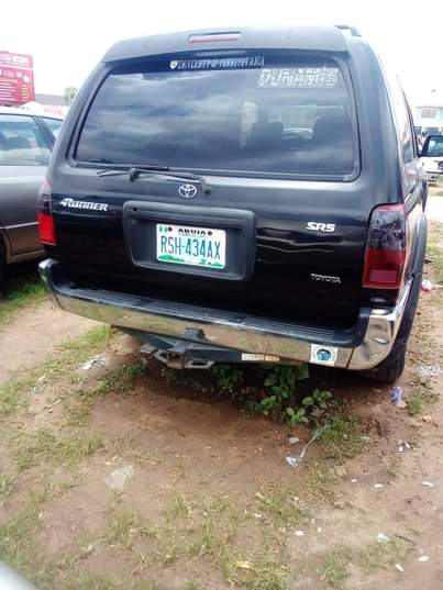 A picture of 2000 Toyota jeep 4runner