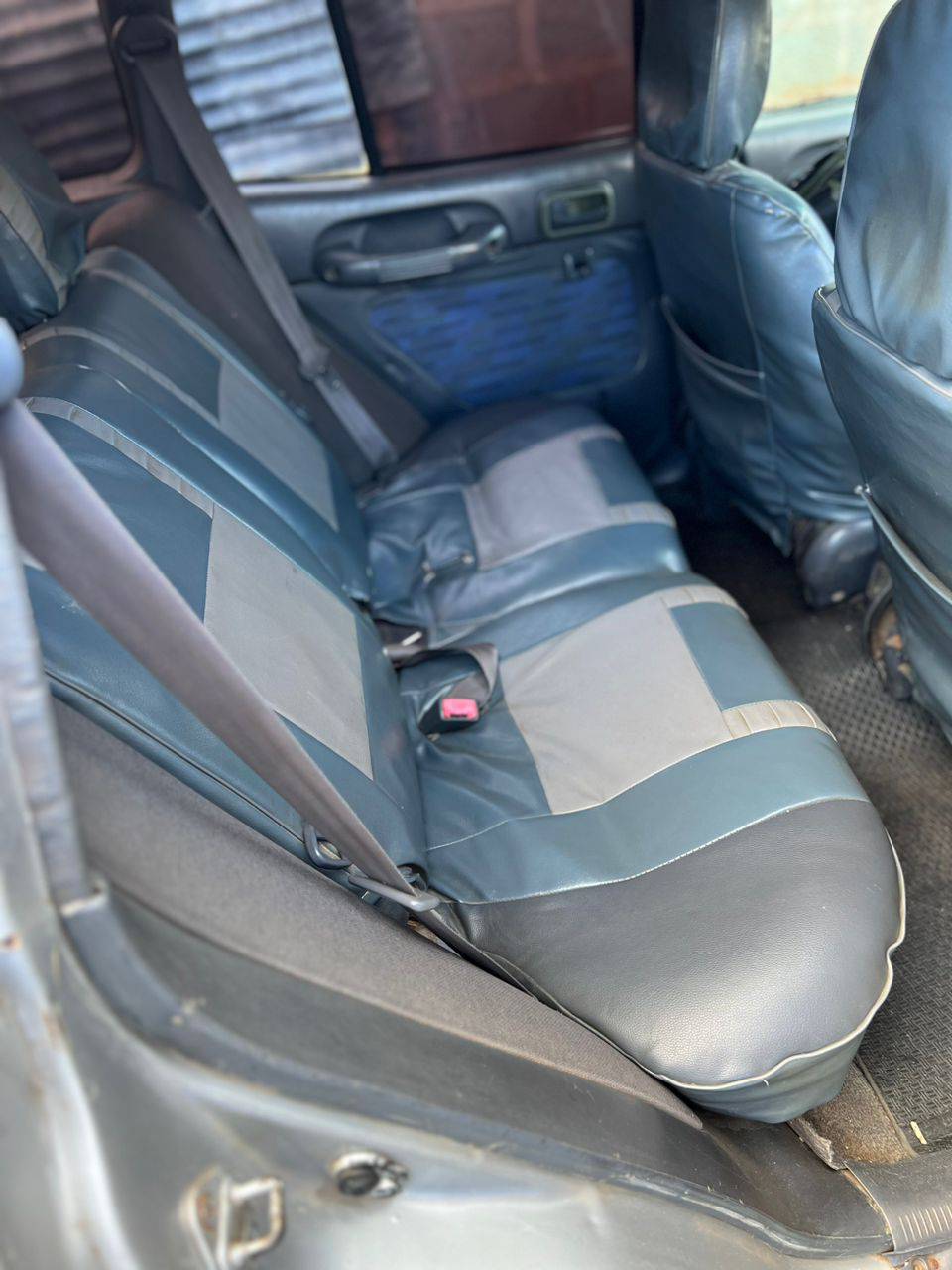 A picture of Rav 4 ndefu sokoni