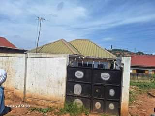 A picture of HOUSE ON QUICK SALE