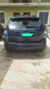 A picture of 2009 Ford Edge First body Silent engine Sharp gear Chilling