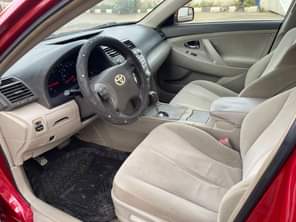 A picture of wow This is fully loaded Toyota Camry 2010 model xle