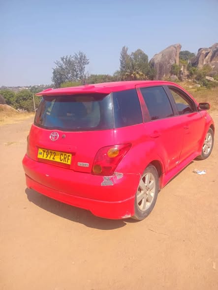 A picture of TOYOTA IST OLD INAUZWA ML5 900 000 ENGINE SAFI GEAR