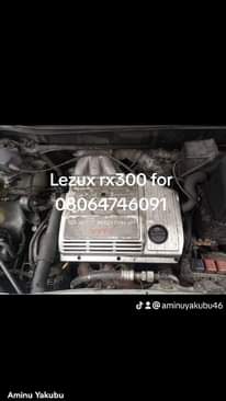 A picture of Lezux rx300 very clean
