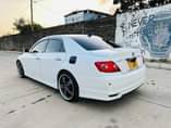 A picture of Price 14 Mil Contacts 0620858707 0657262757 Toyota Mark X Model