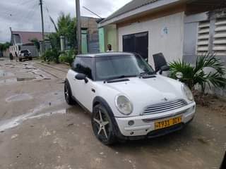 A picture of MINi Cooper
