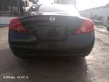 A picture of Nissan Altima 09