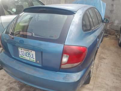 A picture of Kia rio Nissan premira for sale everything working perfectly including