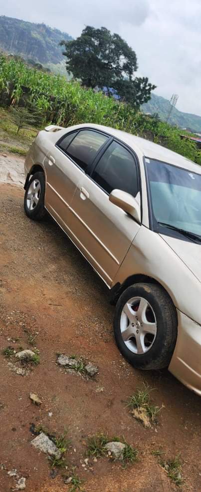 A picture of 2002 HONDA CIVIC