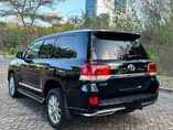 A picture of LAND CRUISER VXR0714058883