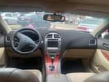 A picture of Neatly used Lexus es350