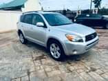 A picture of Brand Toyota Model RAV4 Year 2008 AC Chilling Good Sound