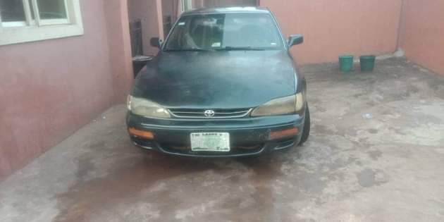 A picture of 1996 Toyota Camry 2 2