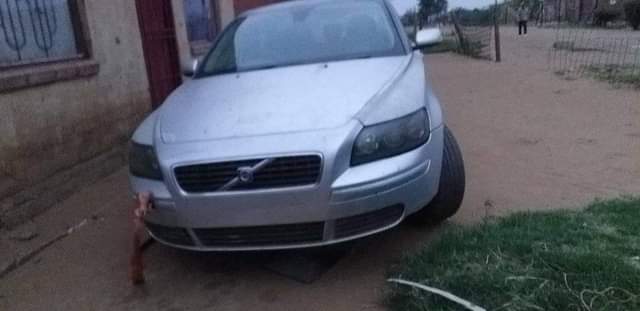 volvo s40