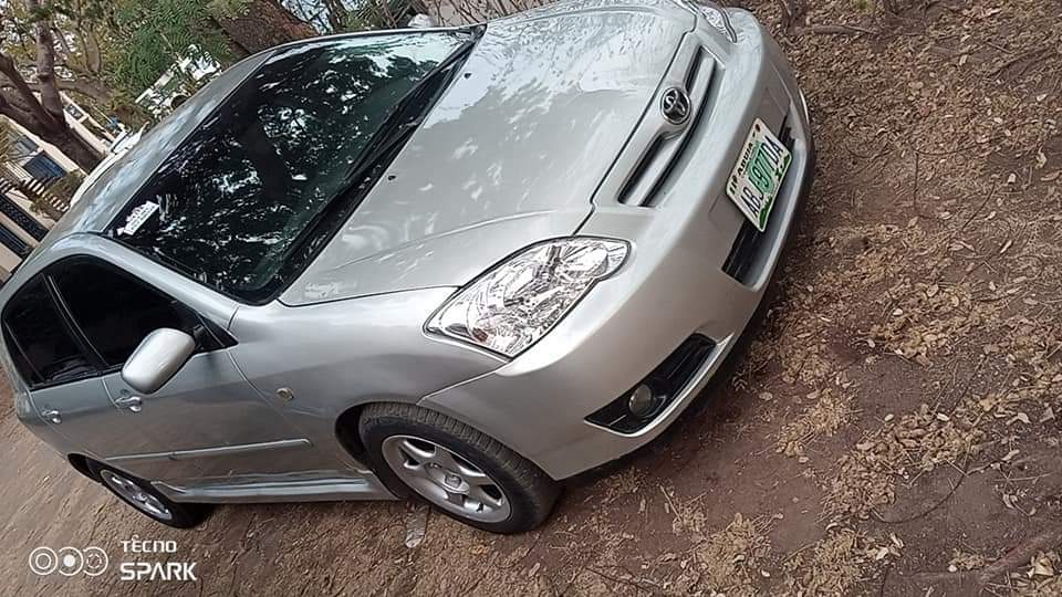 A picture of TOYOTA COROLLA 06
