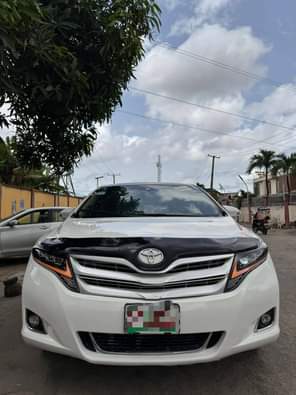 A picture of Registered 2010 2022 Toyota Venza Full Option AWD Thumbstart Panoramic