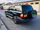 A picture of Land cruiser vx limited