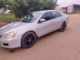 A picture of Honda Accord DC 2007 Model