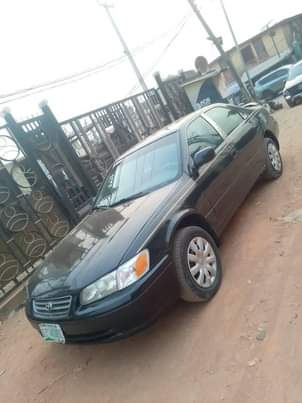 A picture of Awoof for dealers 02 Toyota Camry