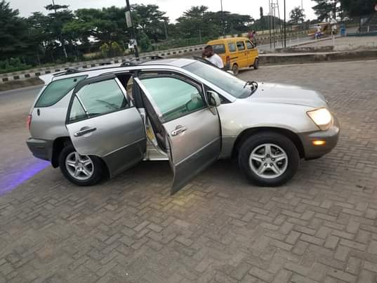 A picture of Purely first body Pangolo body 2000 model Rx300 with very
