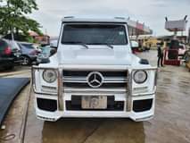 A picture of Mercedes Benz g500 2004