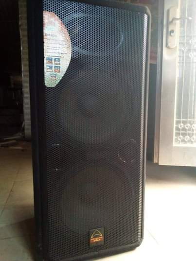 A picture of Speakers