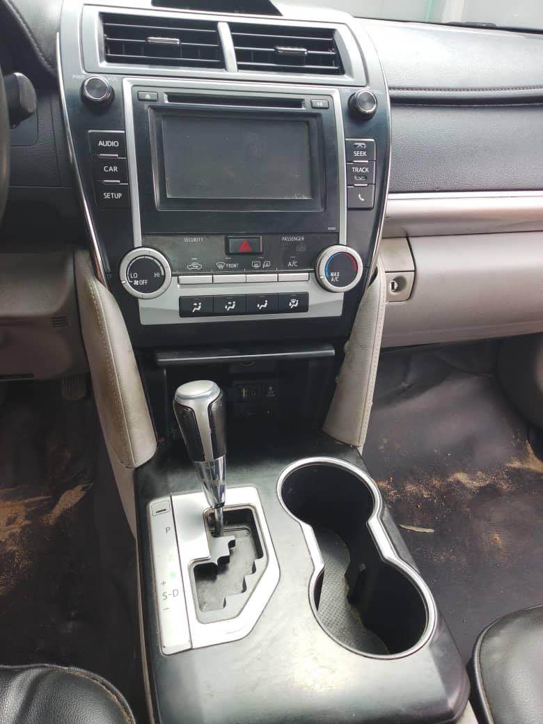 A picture of Camry spider 2013