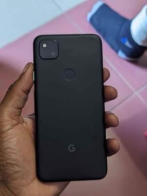 A picture of GOOGLE PIXEL 4a STORAGE 128GB