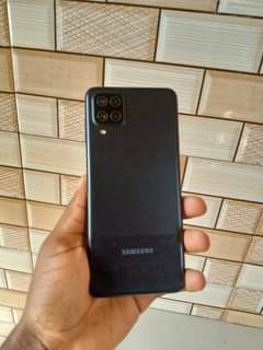 A picture of Samsung galaxy A12