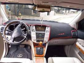 A picture of 2005 RX Lexus 2005