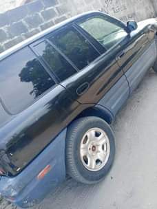 A picture of 2001 Toyota Rav4