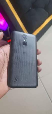 A picture of LG phoenix 3