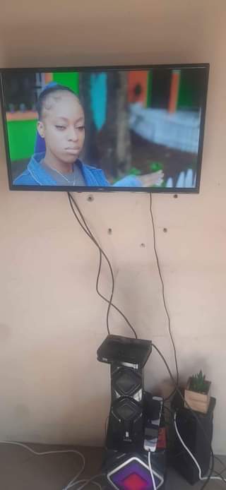 A picture of Star x smart tv inch 32 dstv dish