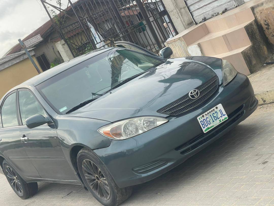 A picture of Excellently neat 2004 Toyota Camry