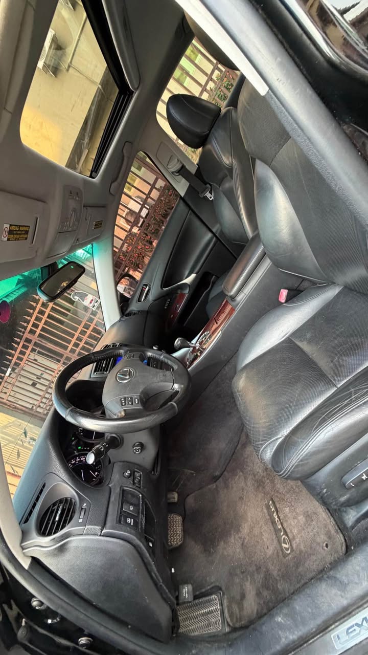 A picture of Foreign Used 2008 Lexus IS 350 full option