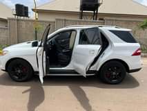 A picture of ML350 4matic