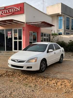 A picture of Distress sales Extremely clean Honda Accord Discussion continue 2007model Ac