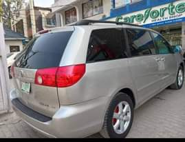 A picture of Sienna Toyota