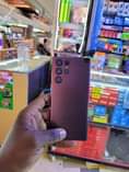 A picture of SAMSUNG GALAXY S22 ULTRA 5G DOUS 2SIM 512GB STORAGE 12GBRAM