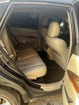 A picture of Toyota venza 2012 basic option Call 08118254104